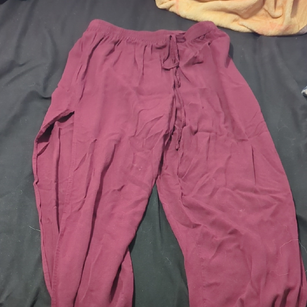 Women's Burgundy Pants